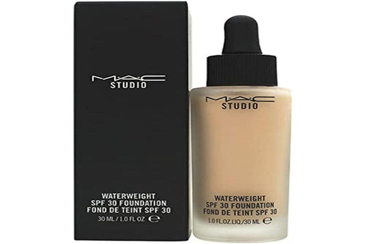 MAC, Foundation Studio Waterweight, NC15, 1oz/30ml