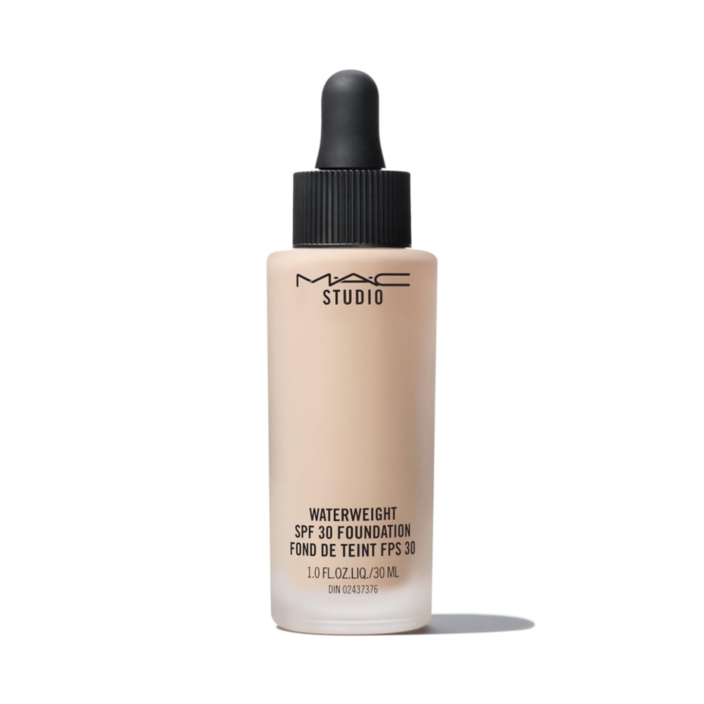 MAC, Foundation Studio Waterweight, NW15, 1oz/30ml